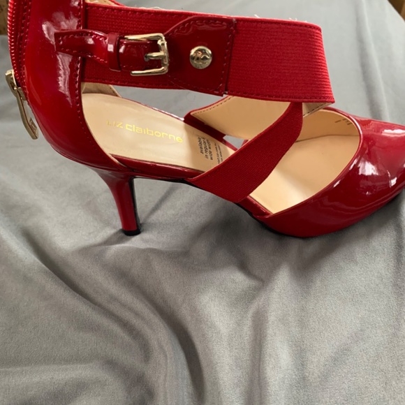 Liz Claiborne Red Leather Heels - Picture 4 of 4